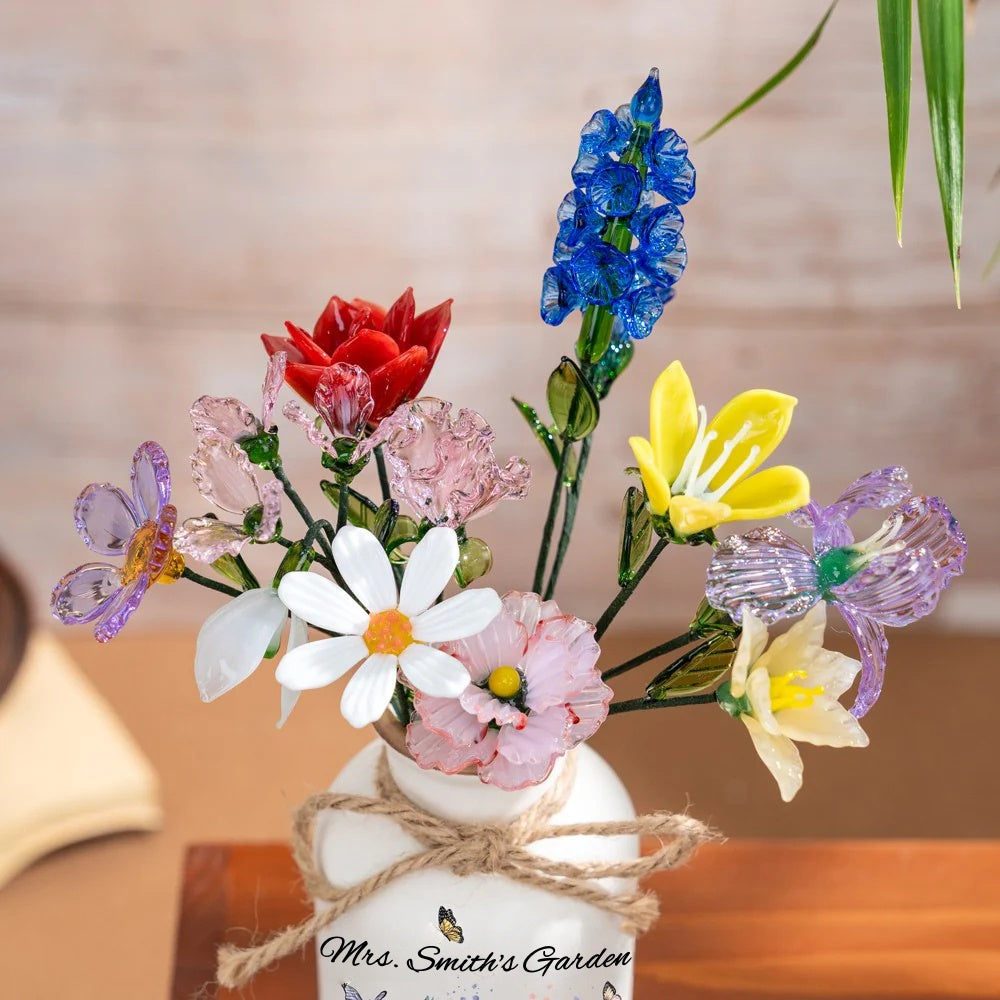 Personalized Teacher's Garden Birth Flower Vase With Name – Heartfelt Gift for Teacher's Day & Graduation