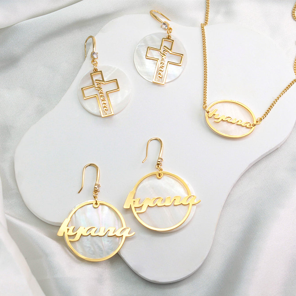 Personalized Oval Shell Name Necklace