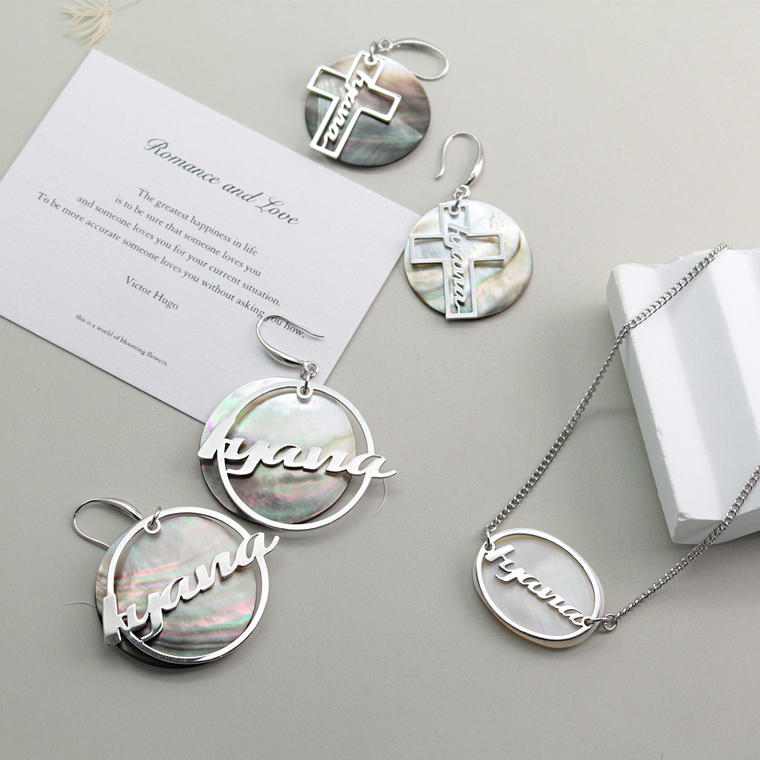 Personalized Oval Shell Name Necklace