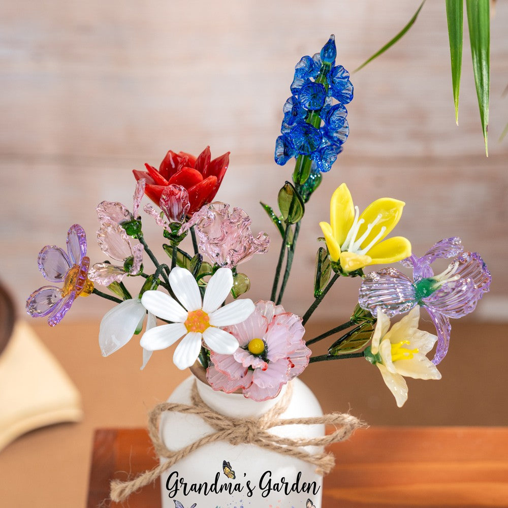 Personalized Granny's Garden Birth Flower Vase With Name – Heartfelt Gift for Mother's Day & Retirement
