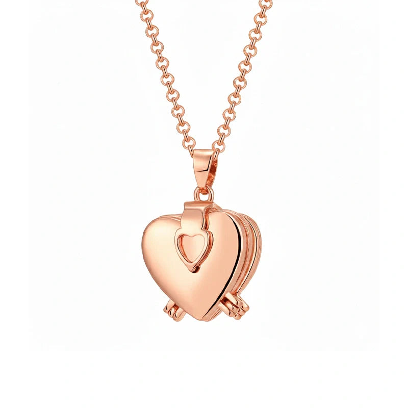 Custom Heart Locket Photo Keychain – Lucky Clover Folding Picture Keychain | Personalized Gift for Mom, Grandma, First Mother’s Day