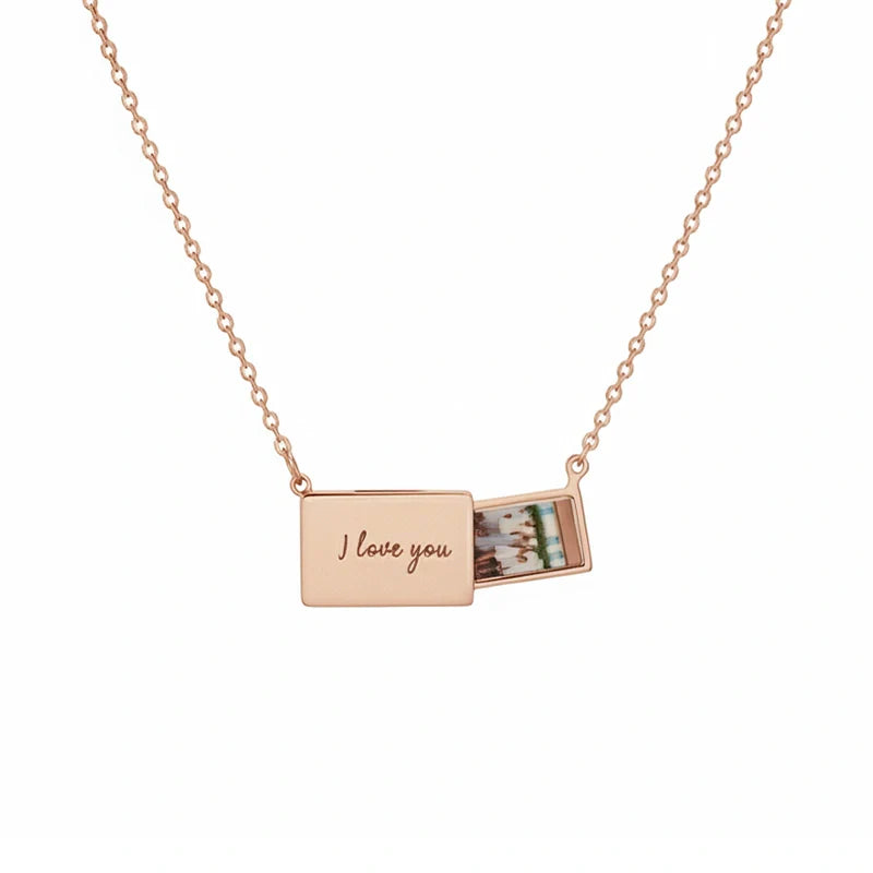 Custom Heart Photo Locket Necklace – Personalized Gold Engraved Locket with Picture | Mother’s Day Gift for Mom