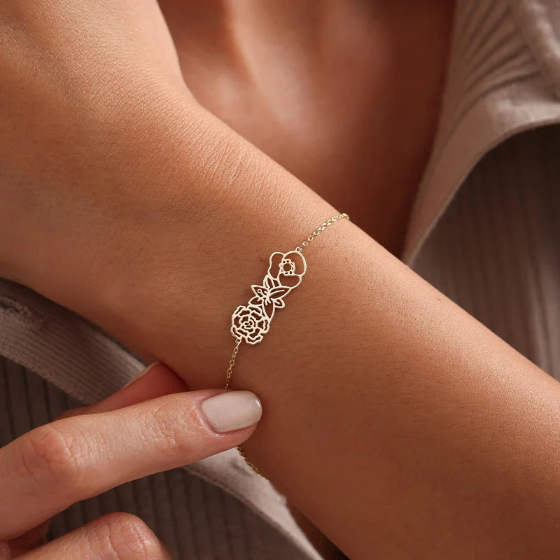 Dainty Birth Flower Bracelet for Mom – Personalized Family Birth Flower Bouquet Bracelet | Mother’s Day Gift for Mom & Grandma