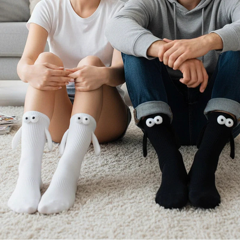 Funny Magnetic Couple Socks | Holding Hands Cotton Matching Socks Gift for Couples & Friends