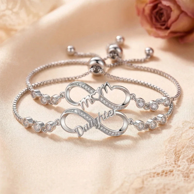 Infinity Love Bracelet for Mom – Elegant Zirconia Jewelry Gift for Women
