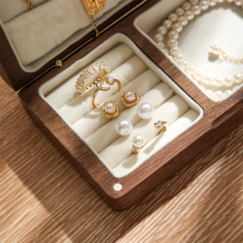 Personalized Birth Flower Black Walnut Jewelry Box – Custom Gift for Mom, Bridesmaids, or Her