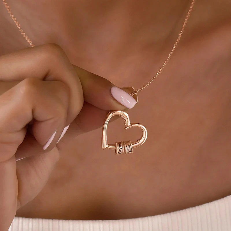 Personalized Family Heart Necklace – Custom Name Beads Pendant for Mom