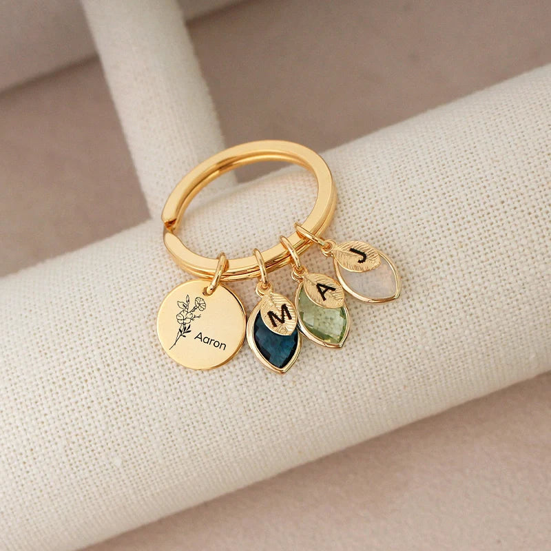 Personalized Family Keychain with Birthstones – Custom Leaf Initial Keyring for Mom, Mother’s Day Gift for Grandma