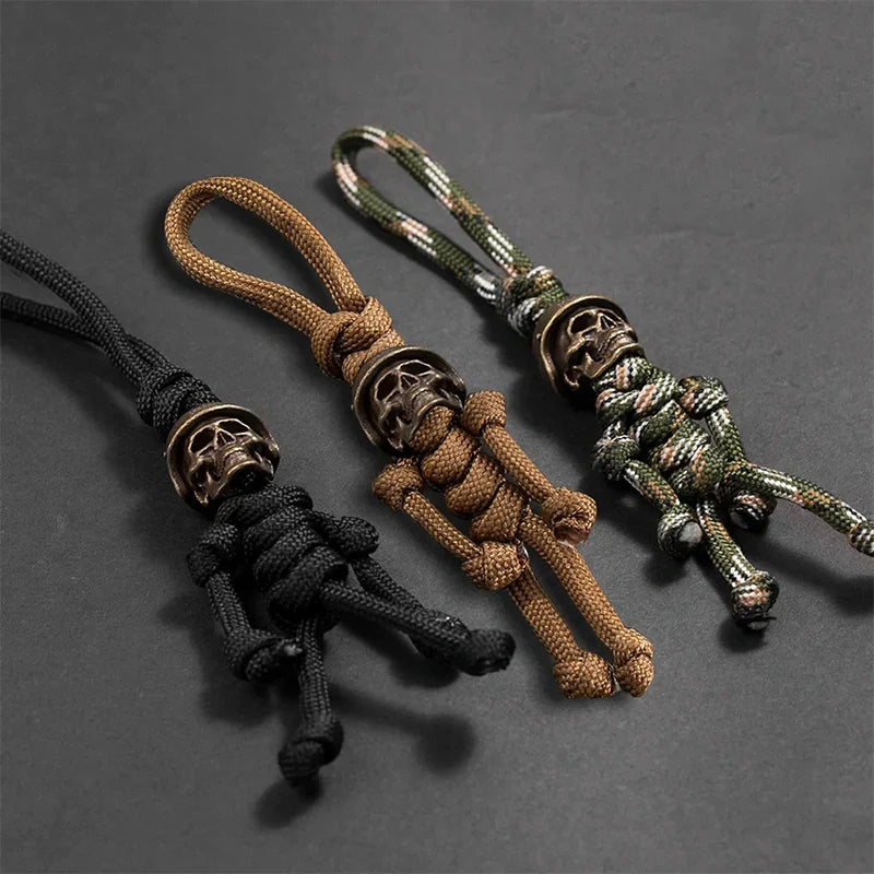 Personalized Gothic Skull Keychain – Handmade Braided Paracord Keychain with Engraved Name