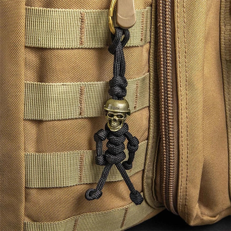 Personalized Gothic Skull Keychain – Handmade Braided Paracord Keychain with Engraved Name