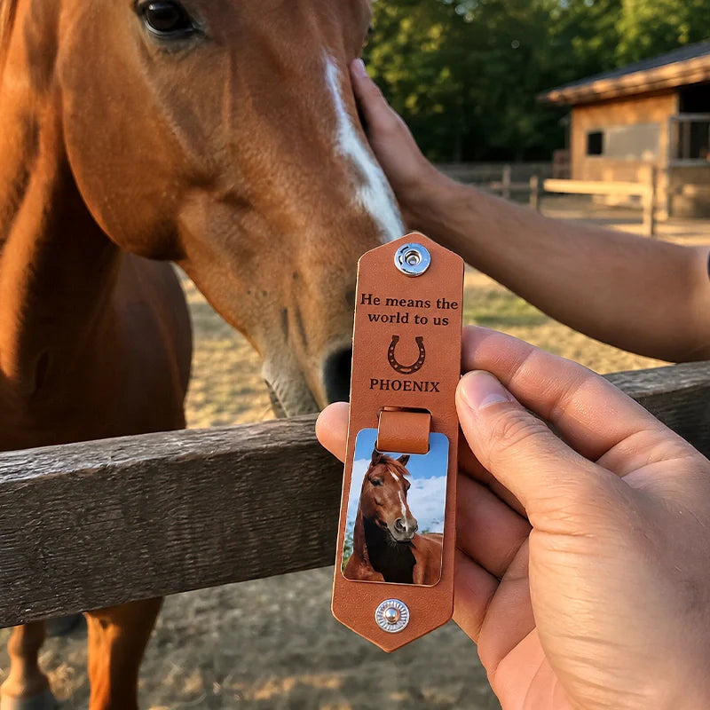 Personalized Horseshoe Horse Photo Keychain – Custom PU Leather Memorial Gift for Horse Lovers