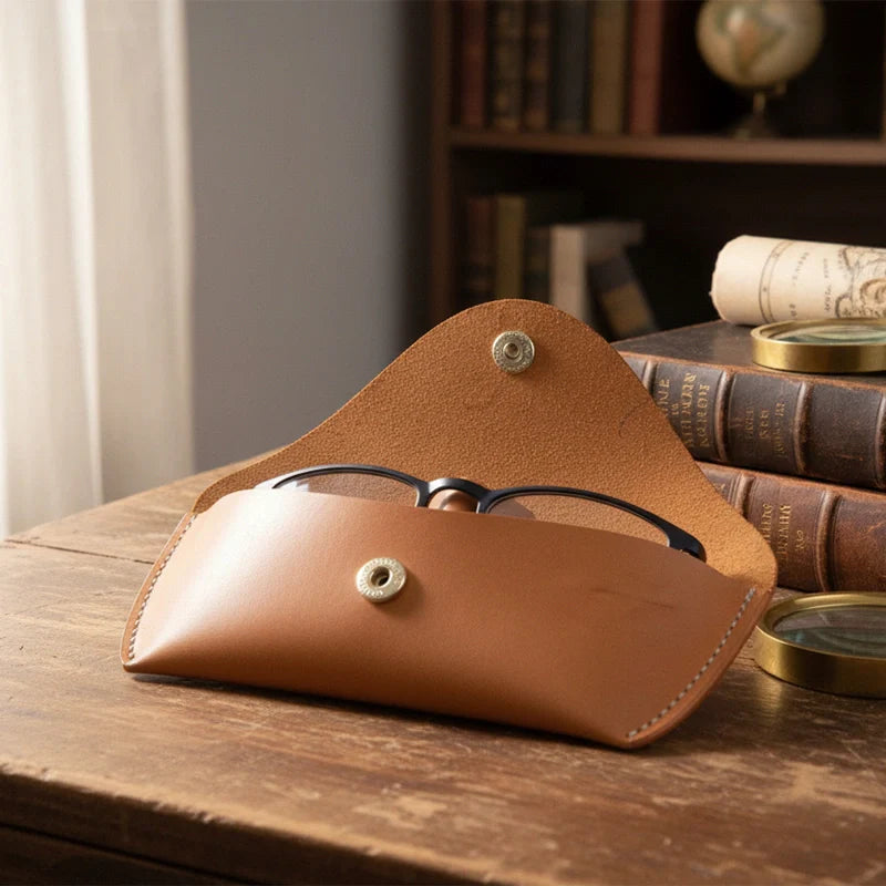 Personalized Leather Glasses Case – Handmade Custom Eyewear Protector, Minimalist Gift for Him or Her, Anniversary & Valentine’s Day Gift