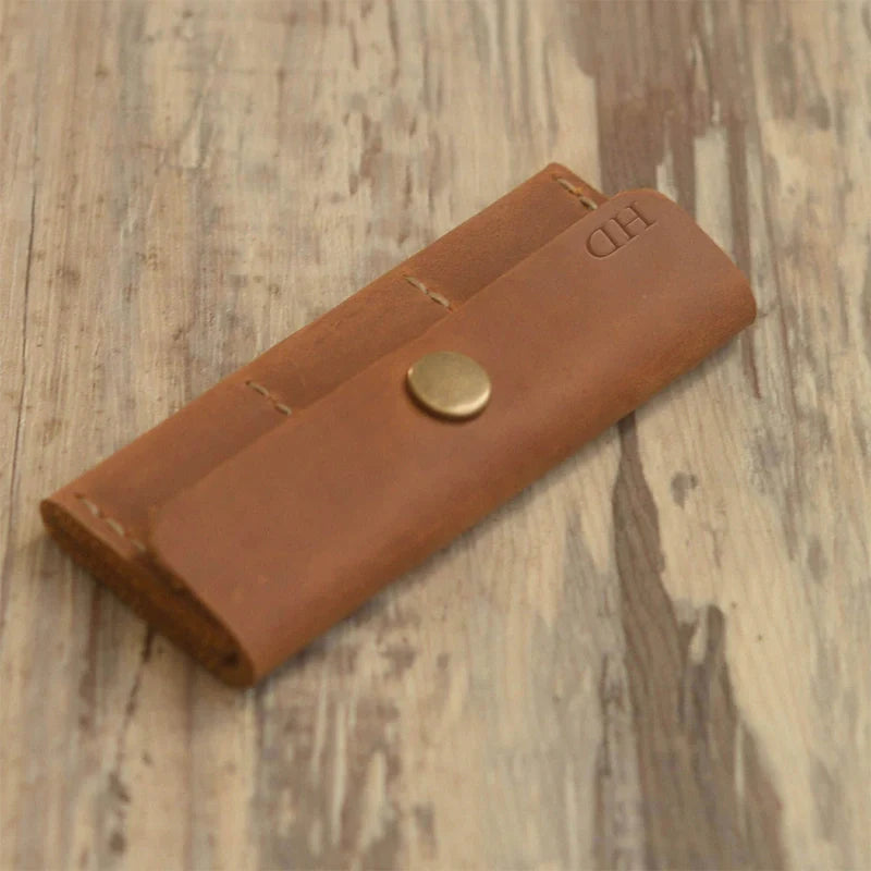 Personalized Leather Guitar Pick Holder Wallet – Custom Engraved Pick Case Keychain for Guitar & Ukulele Players