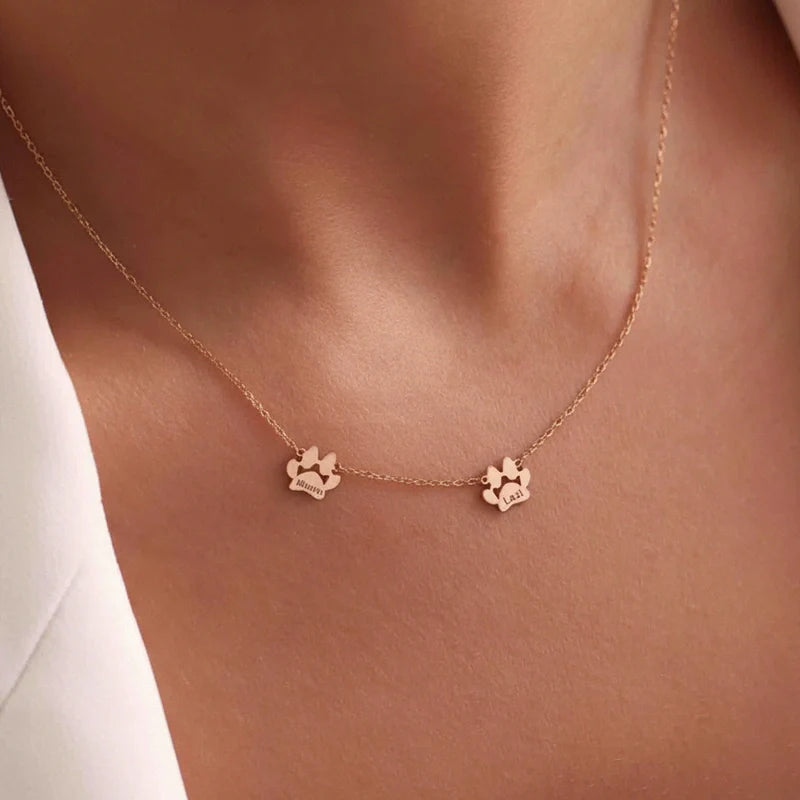 Personalized Paw Print Name Necklace – Custom Pet & Family Name Necklace